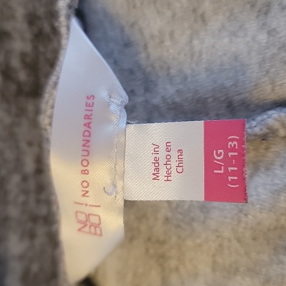 Women's Heather Gray Velvet Leggings Size Large 11 - 13 No Boundaries - Picture 3 of 4